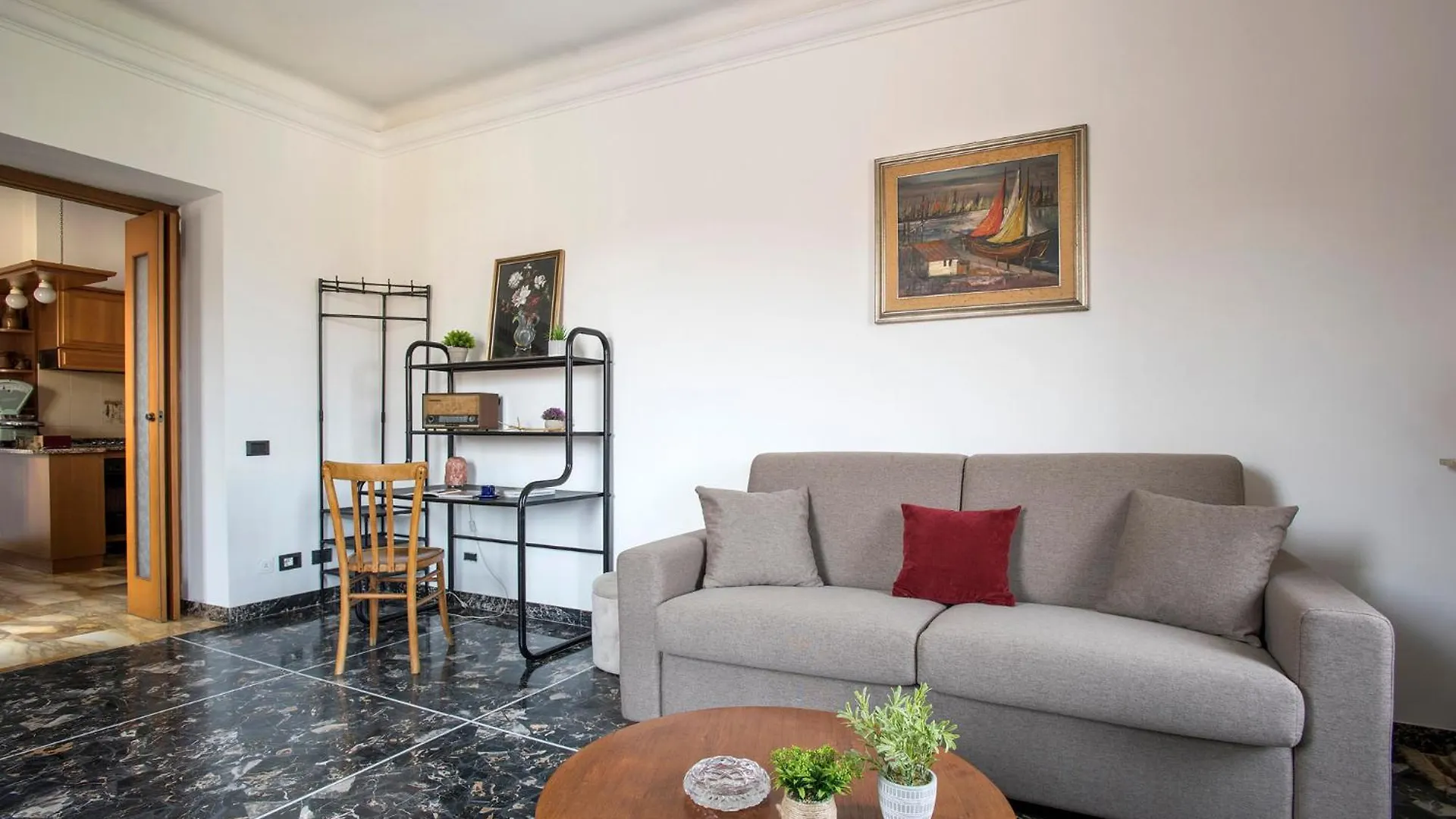 ***** Guest house Paramount Rome Italy